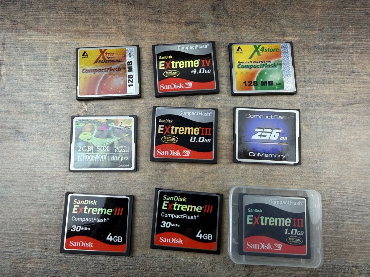 Speicherkarten: Diverse CompactFlash Speicherkarten set Konvolut  – Gebraucht aus Hallau von R.R.91