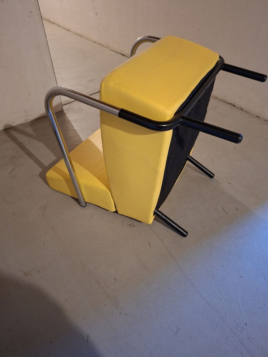 Poltrone: Fauteuil vintage Kebe Danemark 1980 – Usato da Evilard venduto da emi_r6cd 2
