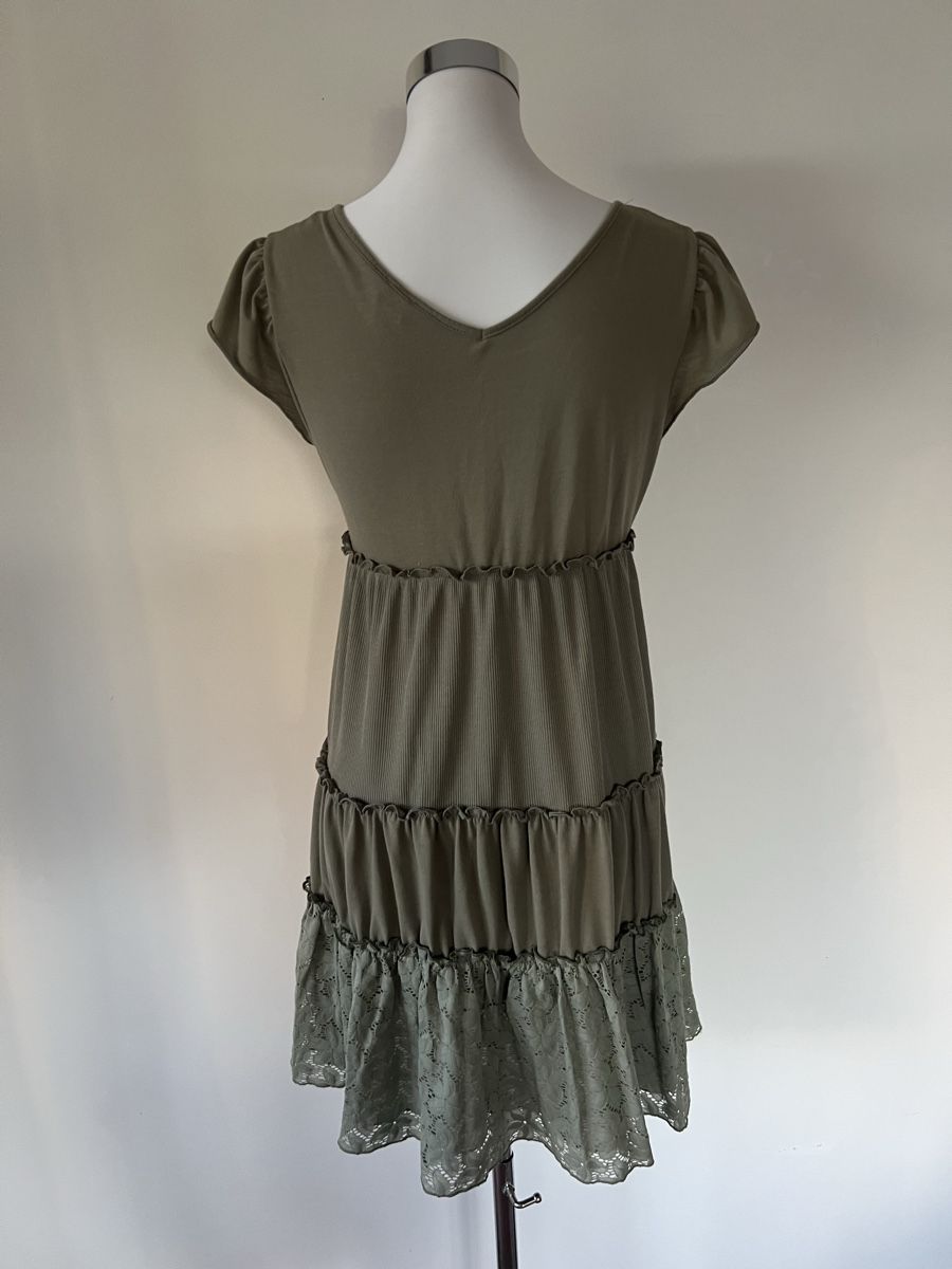 Vestiti: Kleid JACQUELINE de ROCHET Grösse L khaki – Usato da zürich venduto da kira.jj 2