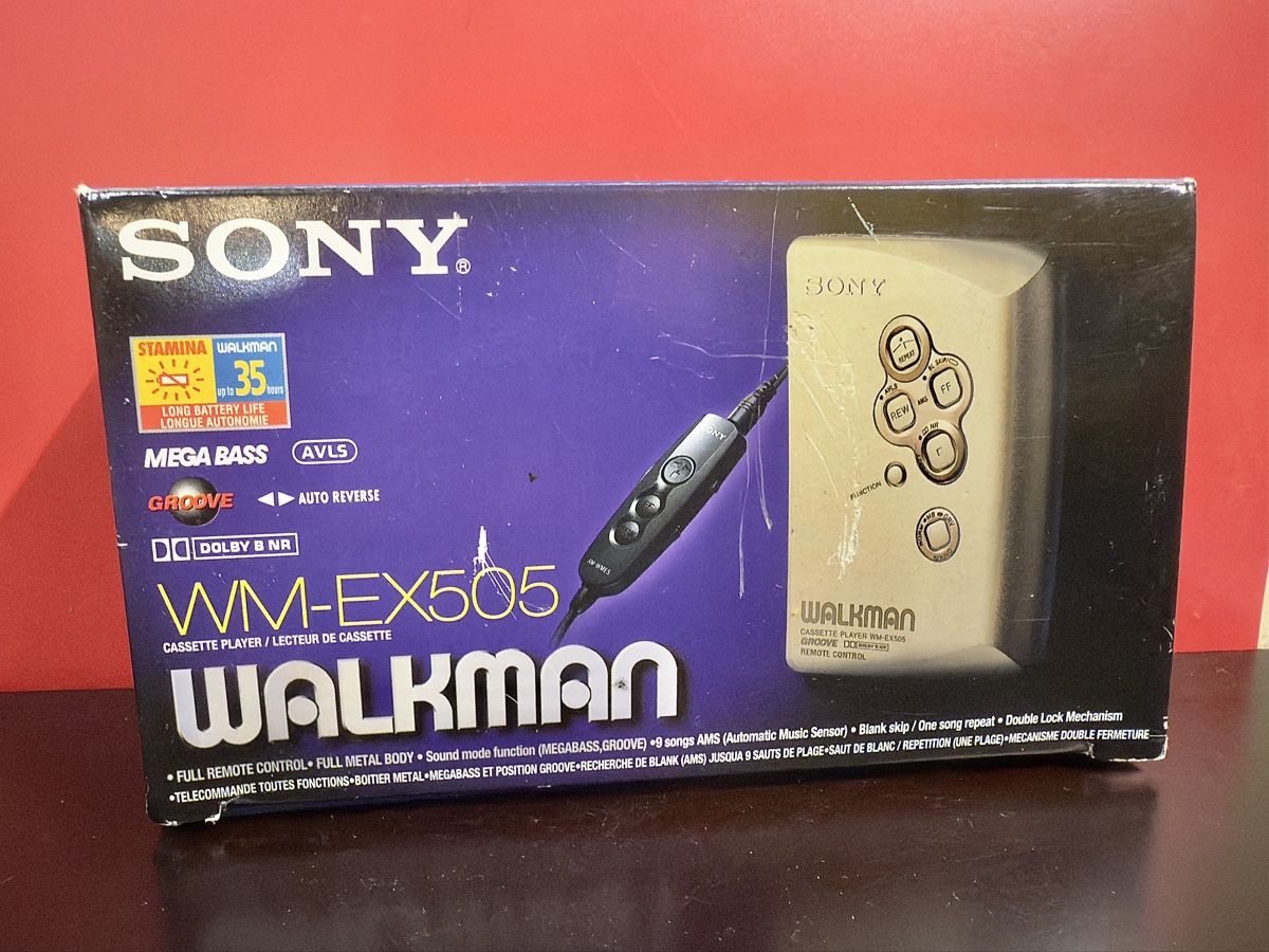 Sony Lettore multimediale portatile: SONY WALKMAN WM-EX505 – Usato da Basel venduto da RoyalPerformance