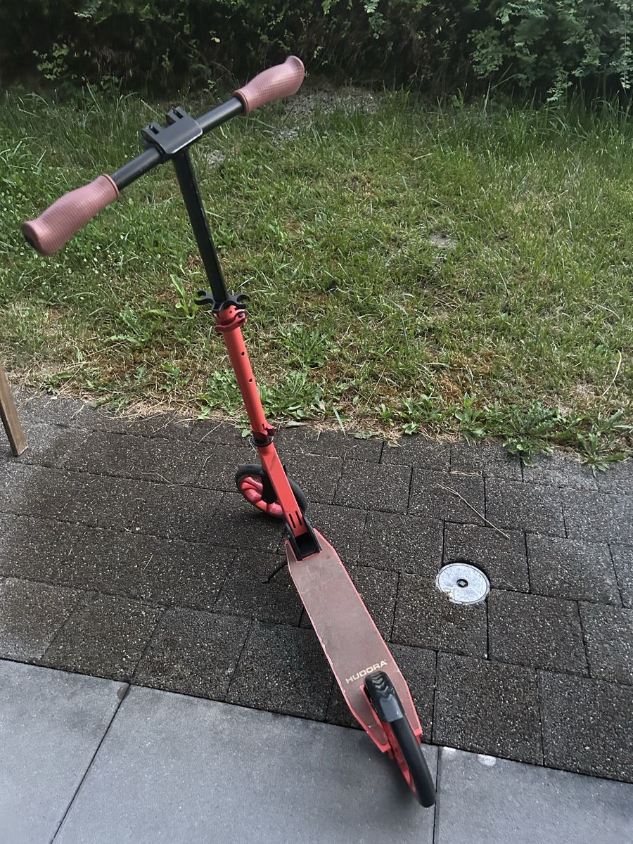 Scooter: Kinderroller HUDORA rot  – Usato da Langnau am Albis venduto da sol_lpy8