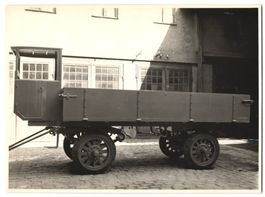 Fotografie LKW-Anhänger Pritschenwagen 