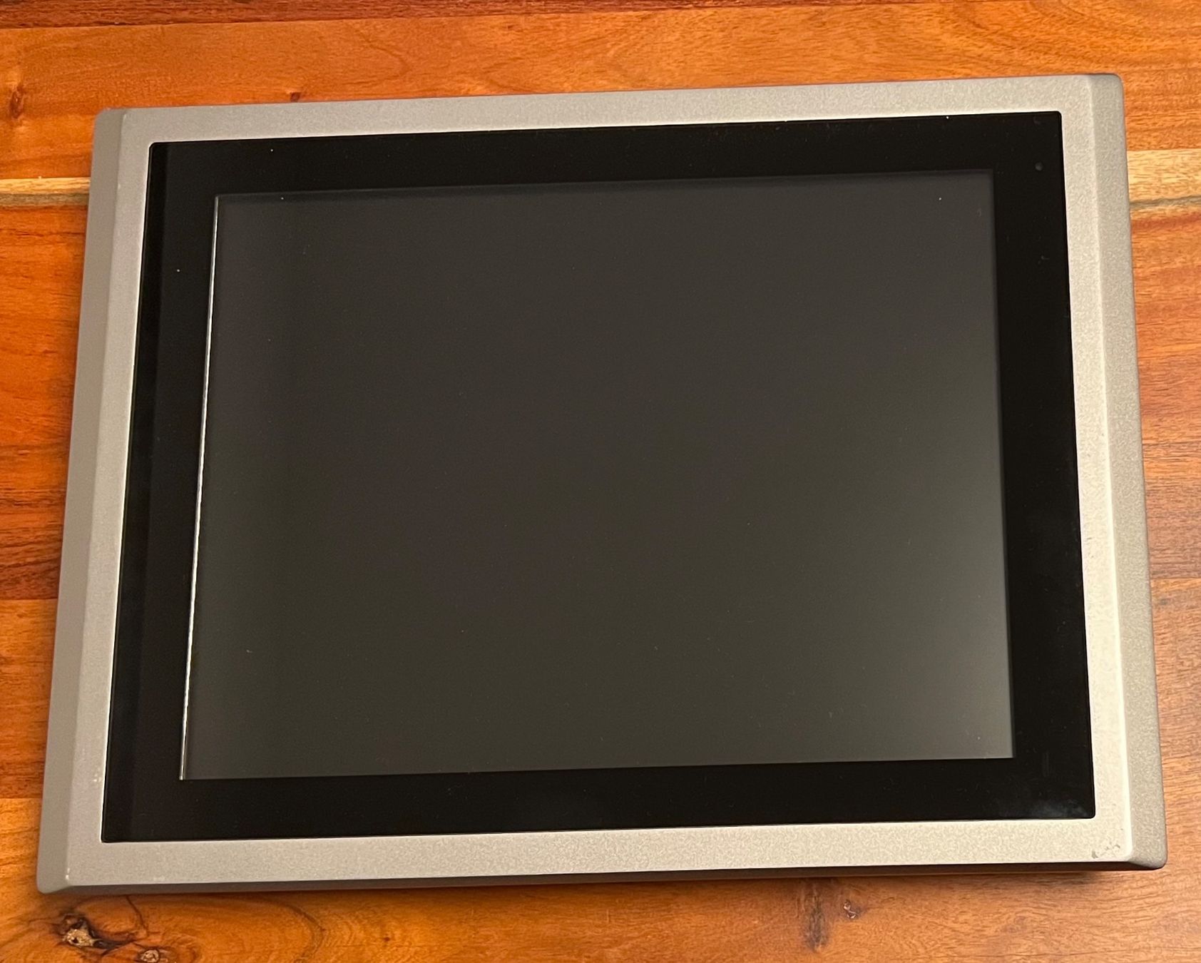 Siemens Sistema di controllo: Siemens Panel - SSC Touch 15M-A – Usato da Romanshorn venduto da DonRicardoo