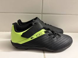 Chaussure de foot Kipsta neuves taille 34