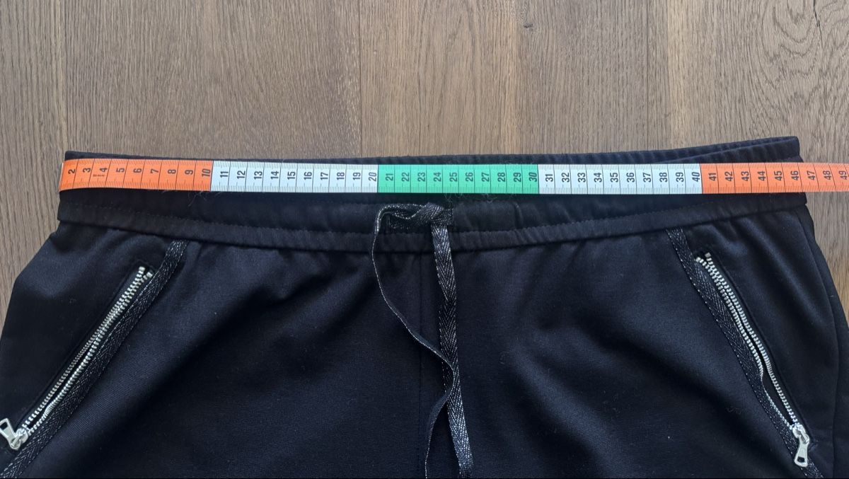 Pantaloni: Freizeithose Goldner Schnitt schwarz ca. Gr. 46 – Usato da Kehrsatz venduto da Adrenalina1 5