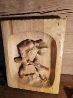 Handgeschnitzte und Gefrässte Bilder und Figuren