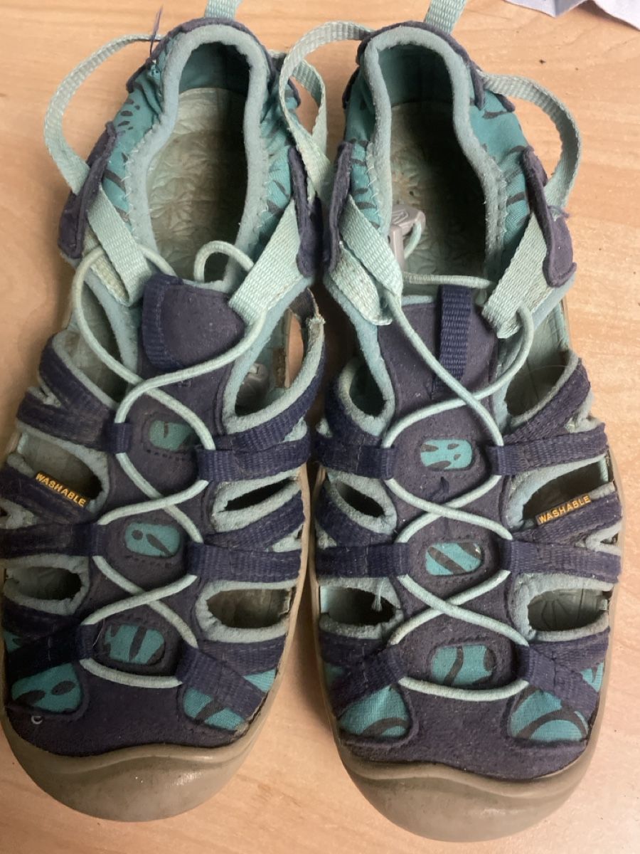 Keen Scarpe per ragazzi: KEEN Sandalen washable  Gr.35 gebraucht – Usato da Obergerlafingen venduto da cabo4 1