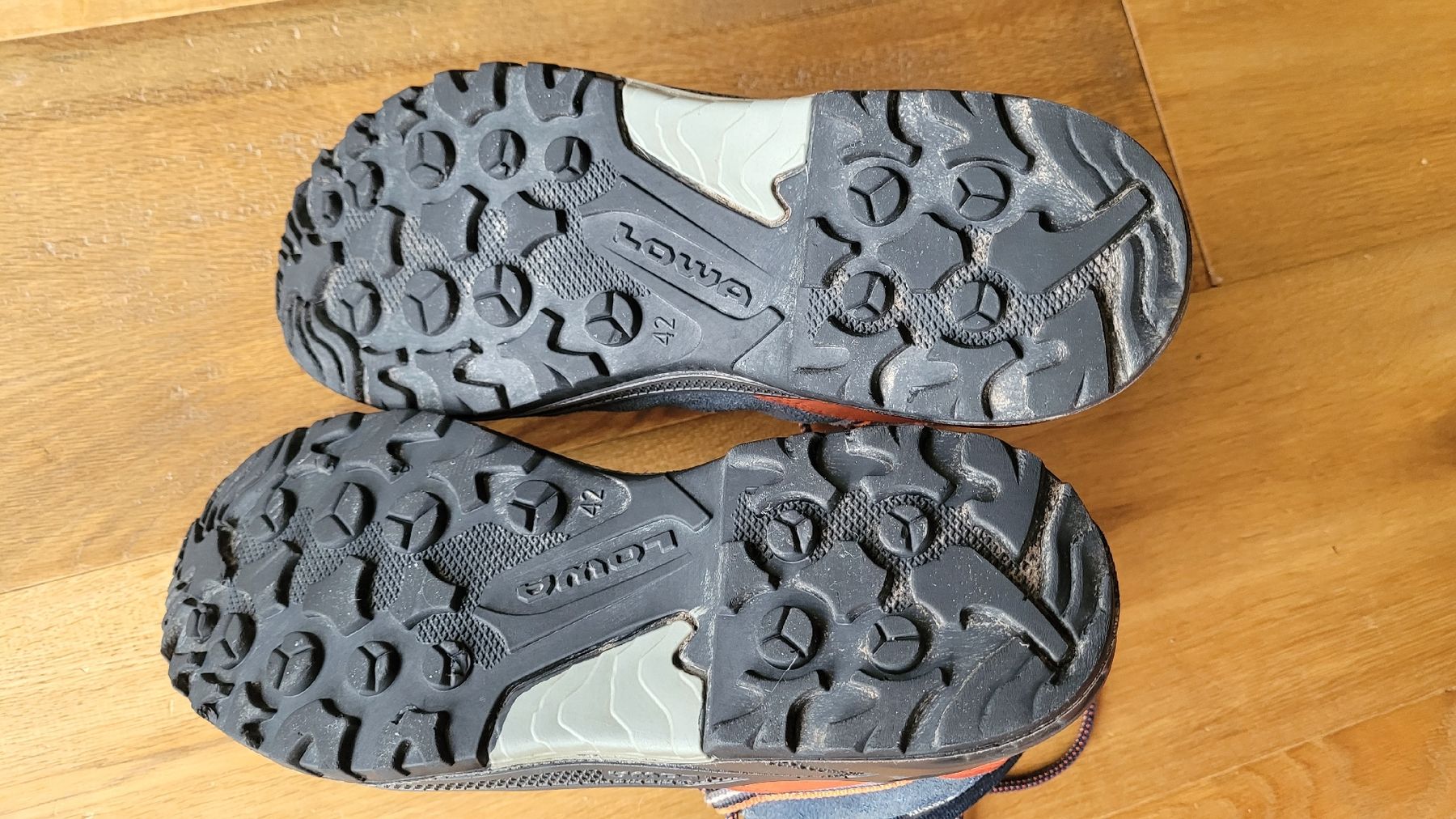 Lowa Scarpe da uomo: Lowa Wanderschuhe Gr. 42 GTX, Junior – Usato da Brunnen venduto da berggeiss76 5