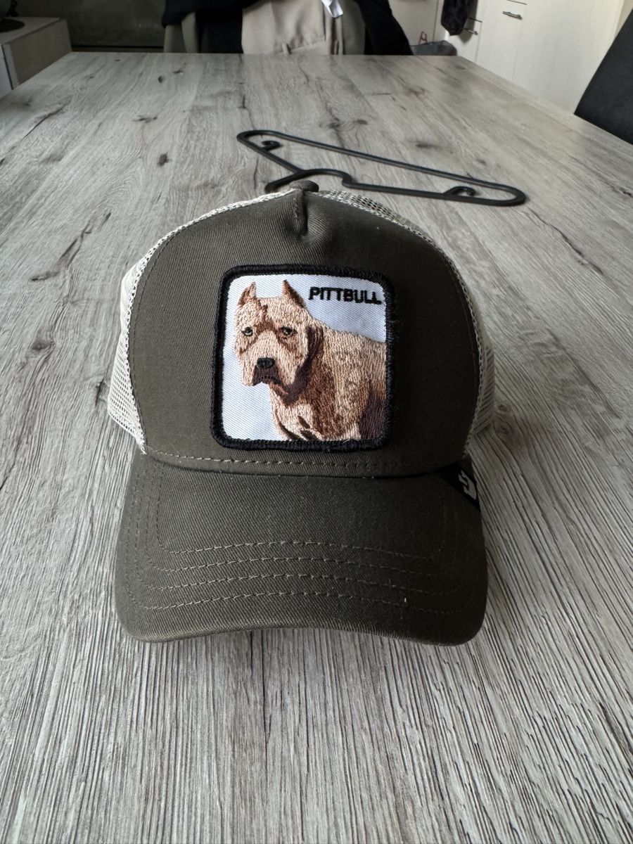 Autres vêtements & accessoires: Cap – D'occasion à Villmergen par van_xv9t
