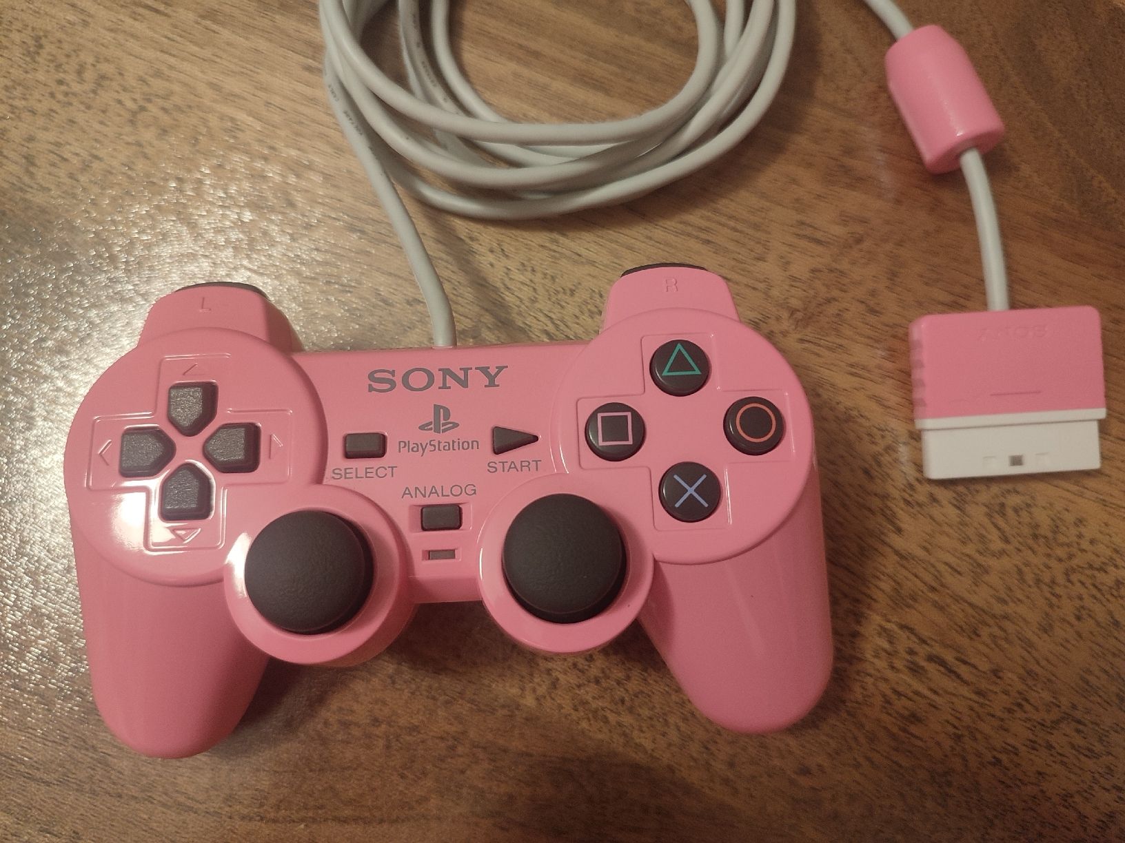 Sony Controller: PS2 Original Dualshock 2 Candy Pink (SCPH-10010) – Usato da Bougy-Villars venduto da Vogue 1