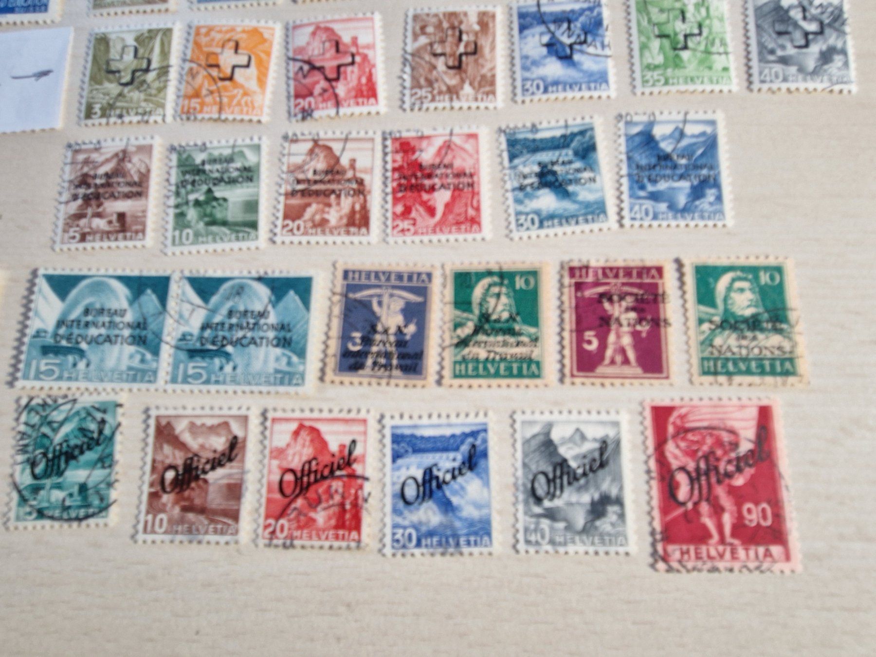 Alle Briefmarken: Ansammlung Dienstmarken ab 1.- – Gebraucht aus Burgdorf von Glossy01 4