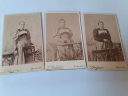SCHWIIZER JUGEND DAZUMAL - 3 JUNGI FROUE ir TRACHT -BURGDORF