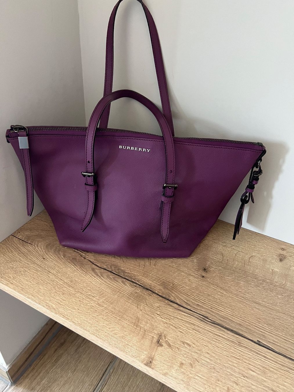 Burberry Borse da donna: Burberry Handtasche – Nuovo (secondo la descrizione) da Schaan venduto da mugerle