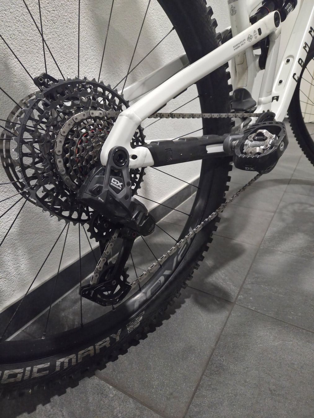 Commencal Biciclette: Commencal meta V5 Size L, VTT – Usato da Bulle venduto da iwa_snz5 3