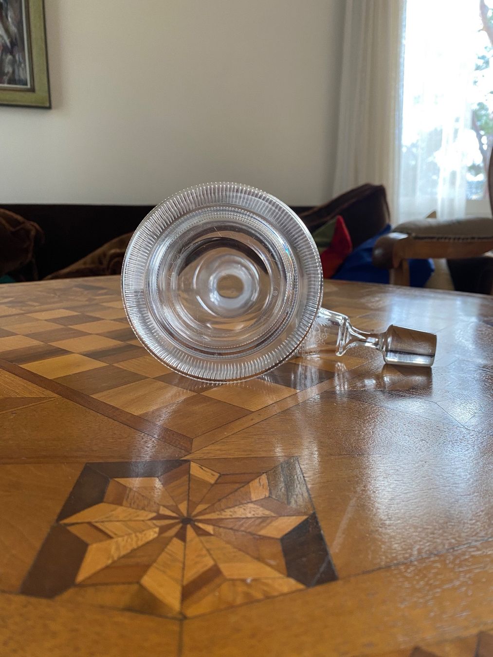 Caraffe: Karaffe aus geätztem Glas inkl Stöpsel – Usato da Zürich venduto da 2013tg 5
