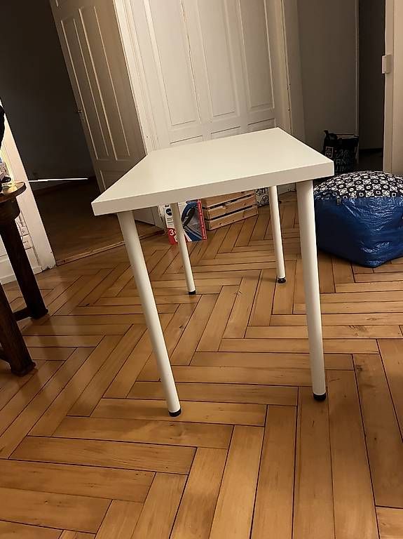 Ikea Scrivanie: IKEA Schreibtisch LINNMON – Usato da St. Gallen venduto da AlixH 1