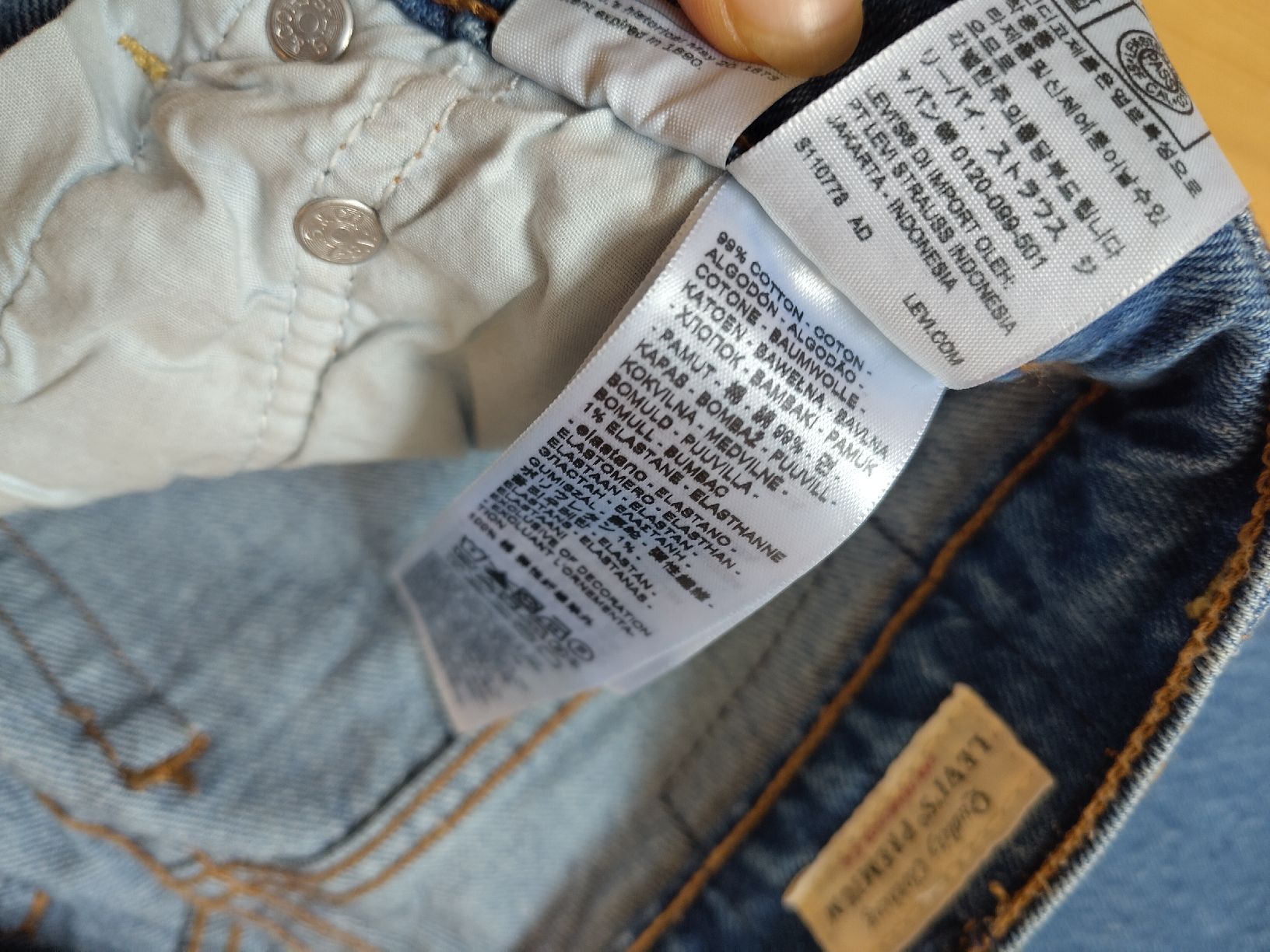 Levi's Jeans: Levi's Ribcage Straight Ankle 25/27 – Nuovo (secondo la descrizione) da Bern venduto da kat_69vw 2