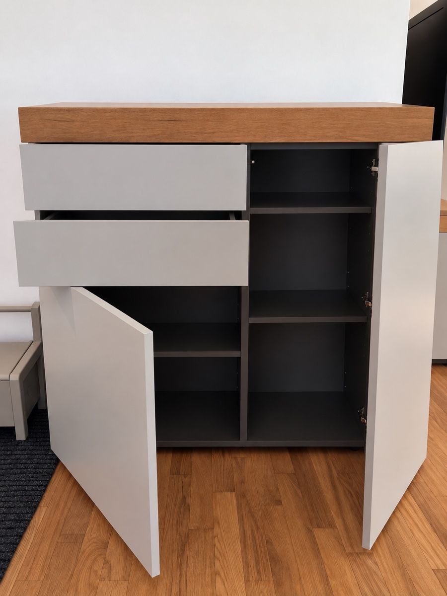 Interio Commodes: Highboard & Lowboard Kommode – D'occasion à Zürich par MA-SNEAKERS 2