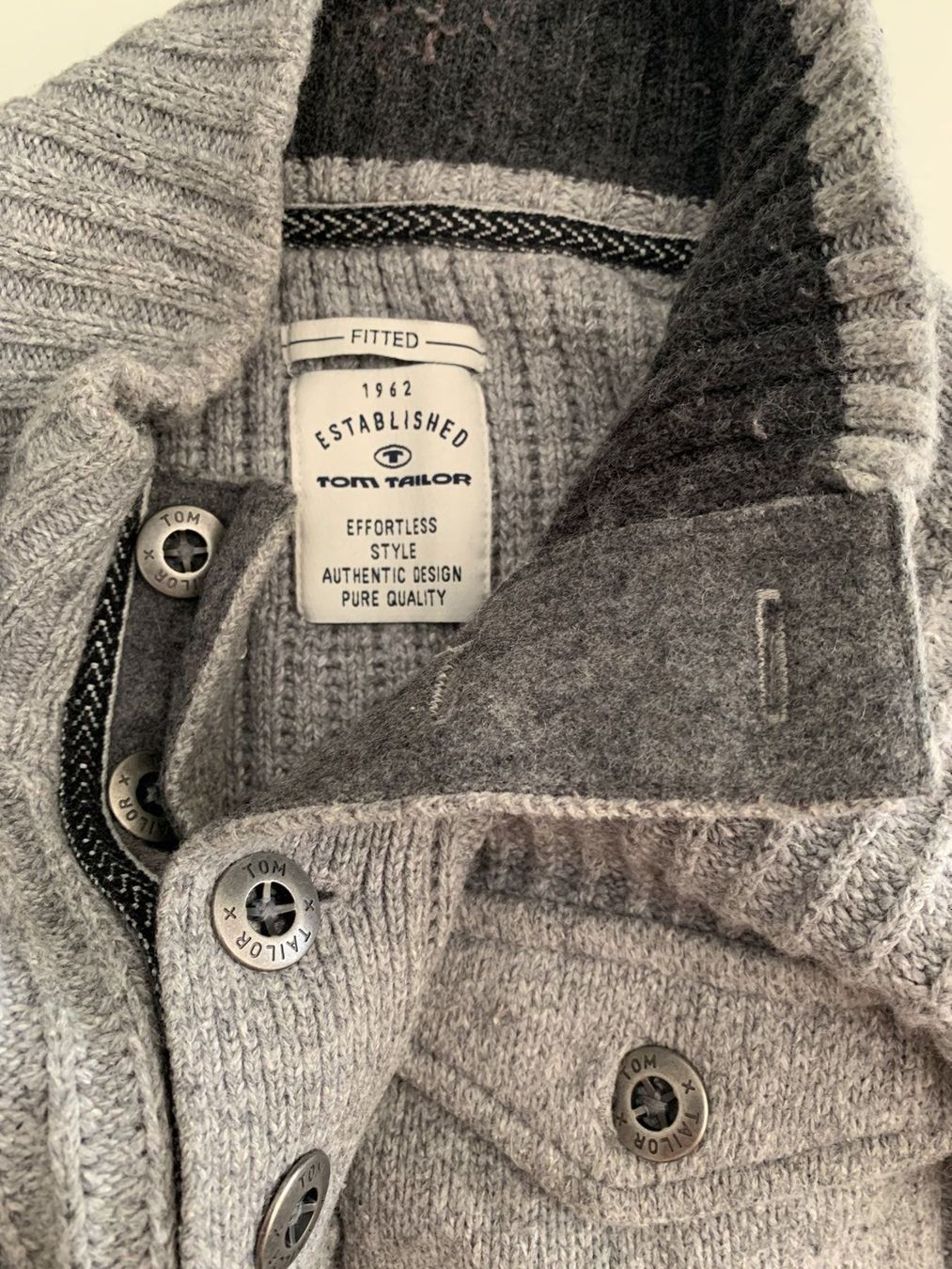 Tom Tailor Pulls & Sweat-shirts: TOM TAILOR - Strickpullover hellgrau S – D'occasion à Zürich par Diazaio 3
