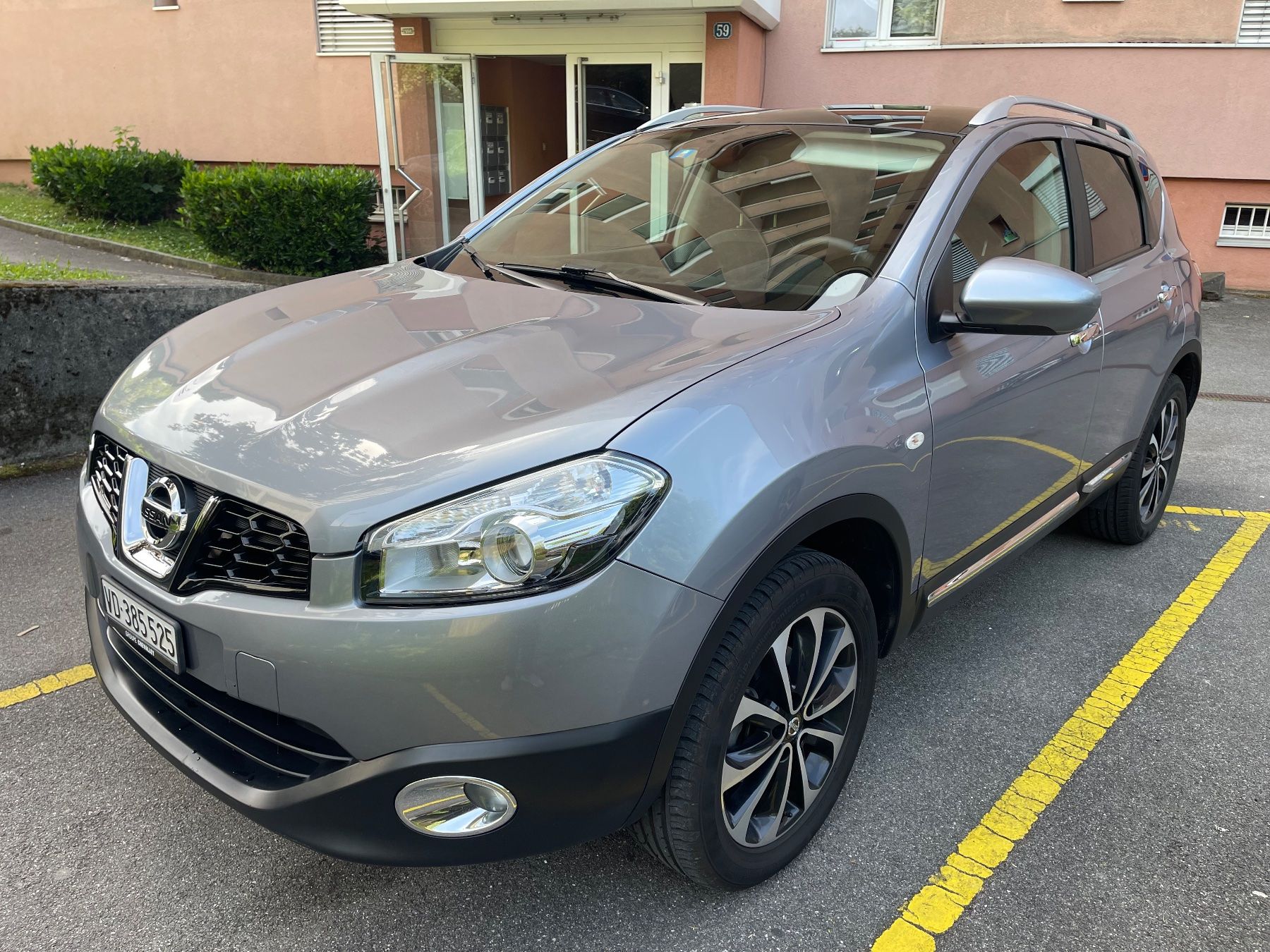 Nissan Automobili: Nissan Qashqai i-way 2.0l – Usato da vevey venduto da Farid110