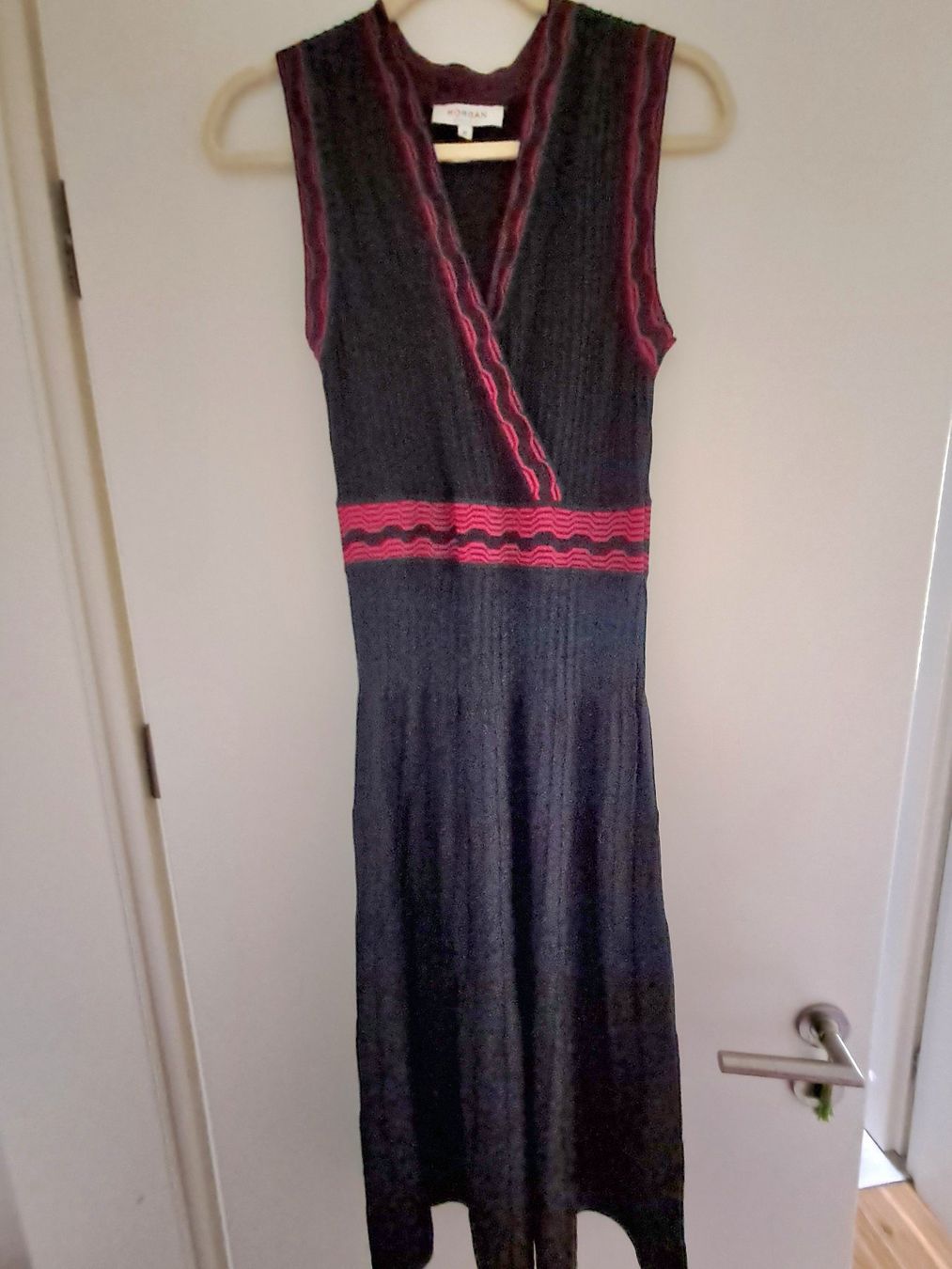 Morgan Vestiti: Robe Morgan noire et rose taille M – Usato da Aubonne venduto da erinrose