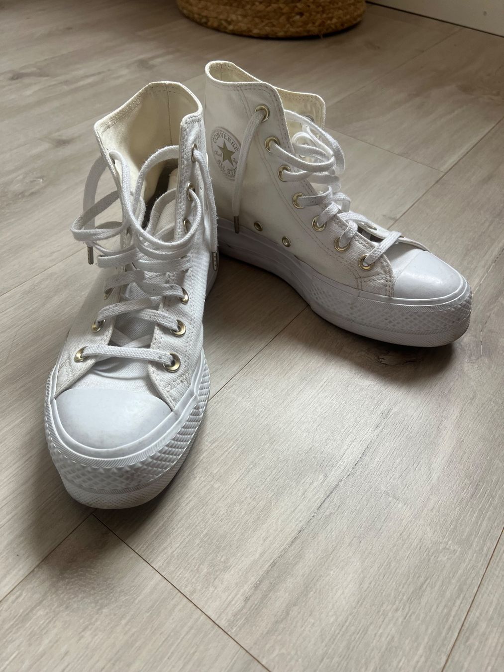 Converse Scarpe da donna: Converse All Star - Chuck Taylor – Usato da Moudon venduto da mel_n7w5 1