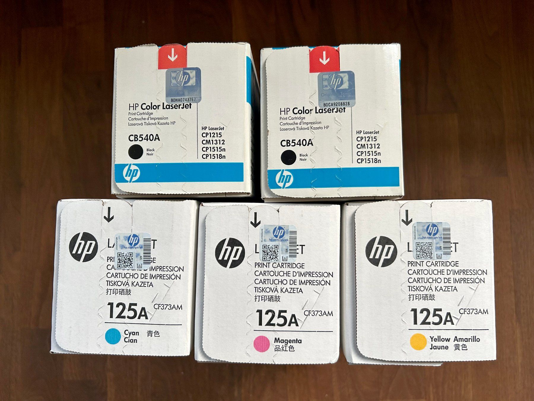 Hewlett Packard Cartucce per stampanti & toner: HP CB540A + 125A Farb-Toner Set von Hewlett-Packard – Nuovo e nell'imballaggio originale da Bern venduto da Bidster2050