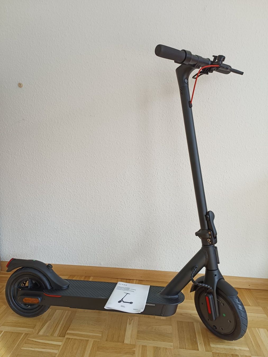 Scooter: E-Scooter E5 Pro – Neu, nur ausprobiert – Usato da Basel venduto da Crisi 5