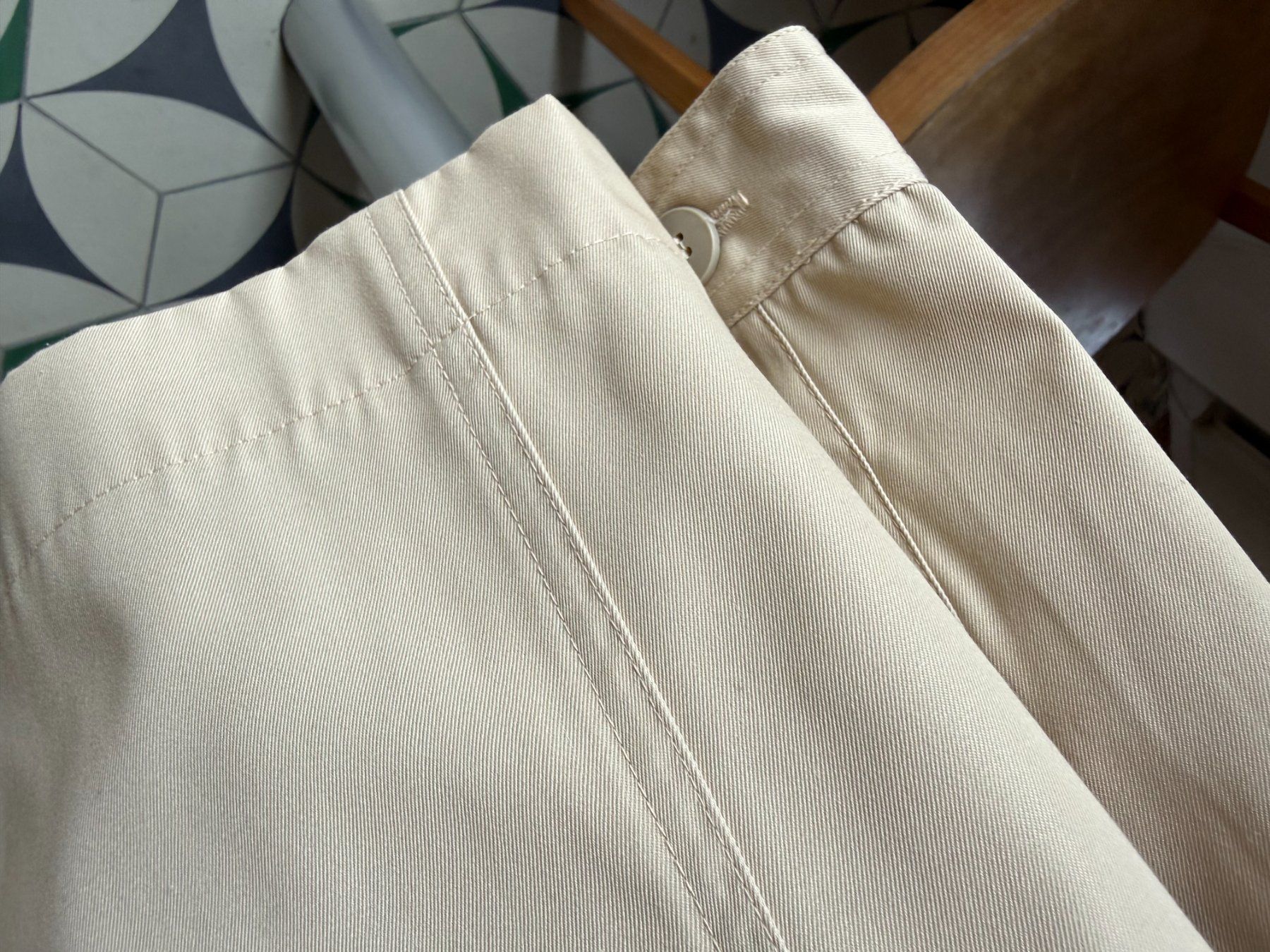 Camicie: Chemise VINTAGE crème 52 – Usato da Le Cerneux-Veusil venduto da Maraud01 1