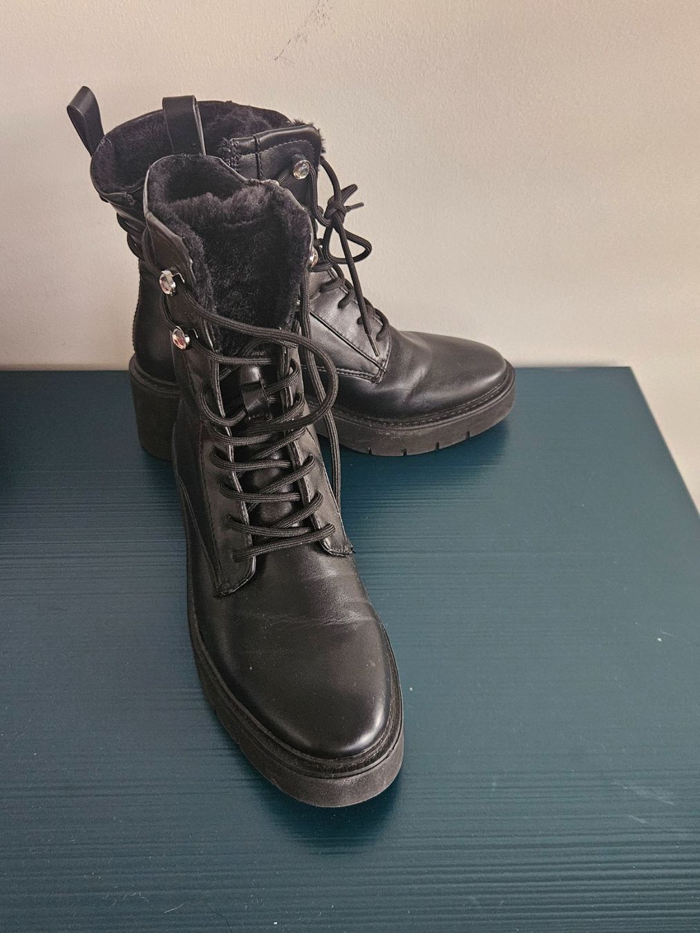 Tamaris Scarpe da donna: Tamaris Lace-up ankle boots vegan leather – Nuovo e nell'imballaggio originale da Affoltern am Albis venduto da Katarinushka 5