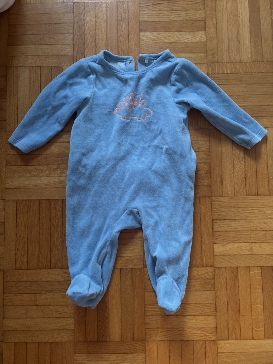Lotti & Set di vestiti: Pyjama bébé Orchestra bleu taille 74 – Usato da Ecublens VD venduto da Alan2026