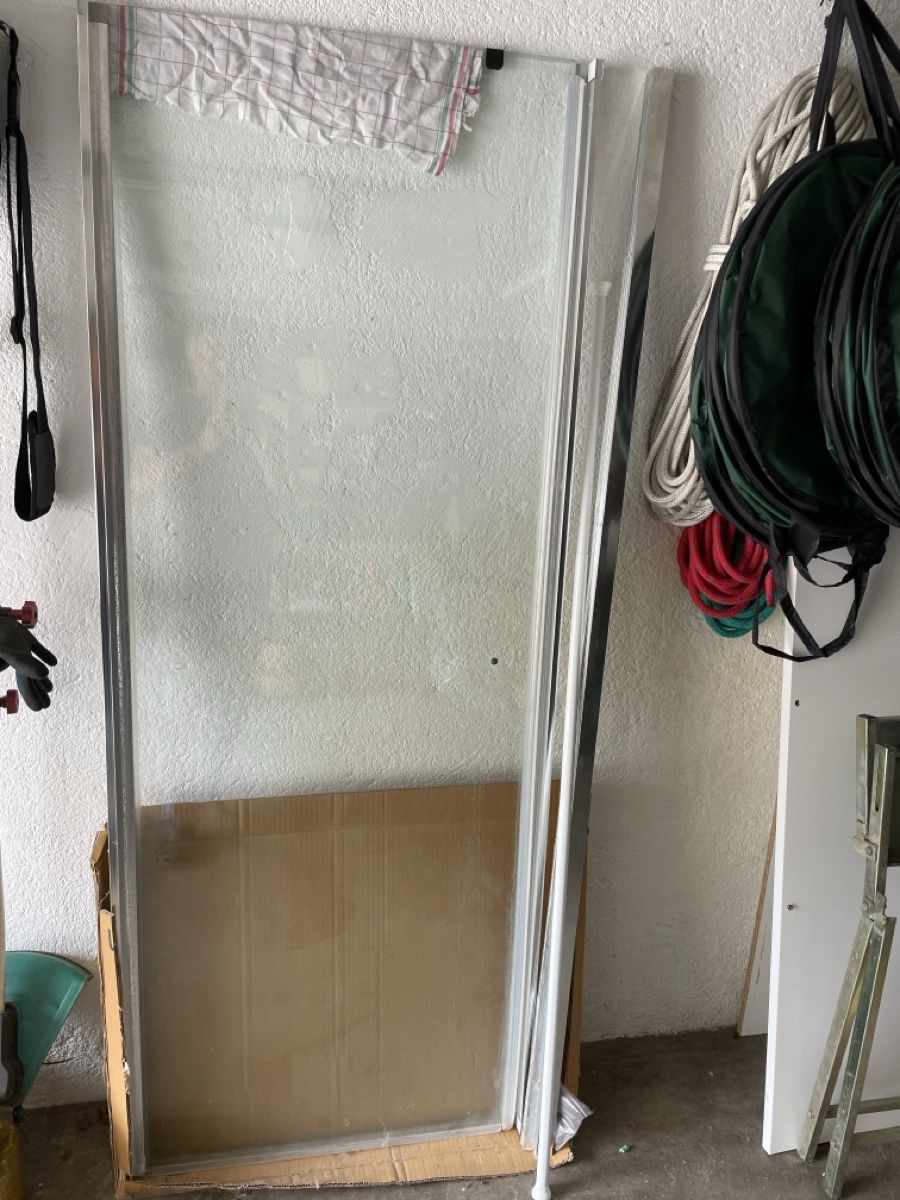 Docce: Angle vitré pour douche 80x80 cm – Usato da Corcelles BE venduto da Peichen
