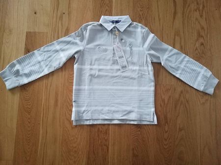 Neues Langarmshirt in Gr. 116-122 