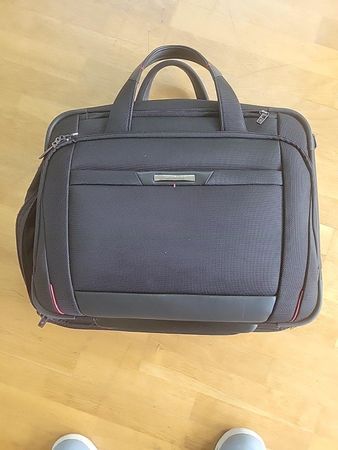Samsonite PRO-DLX 5 Business-Trolley 15,6" – Schwarz