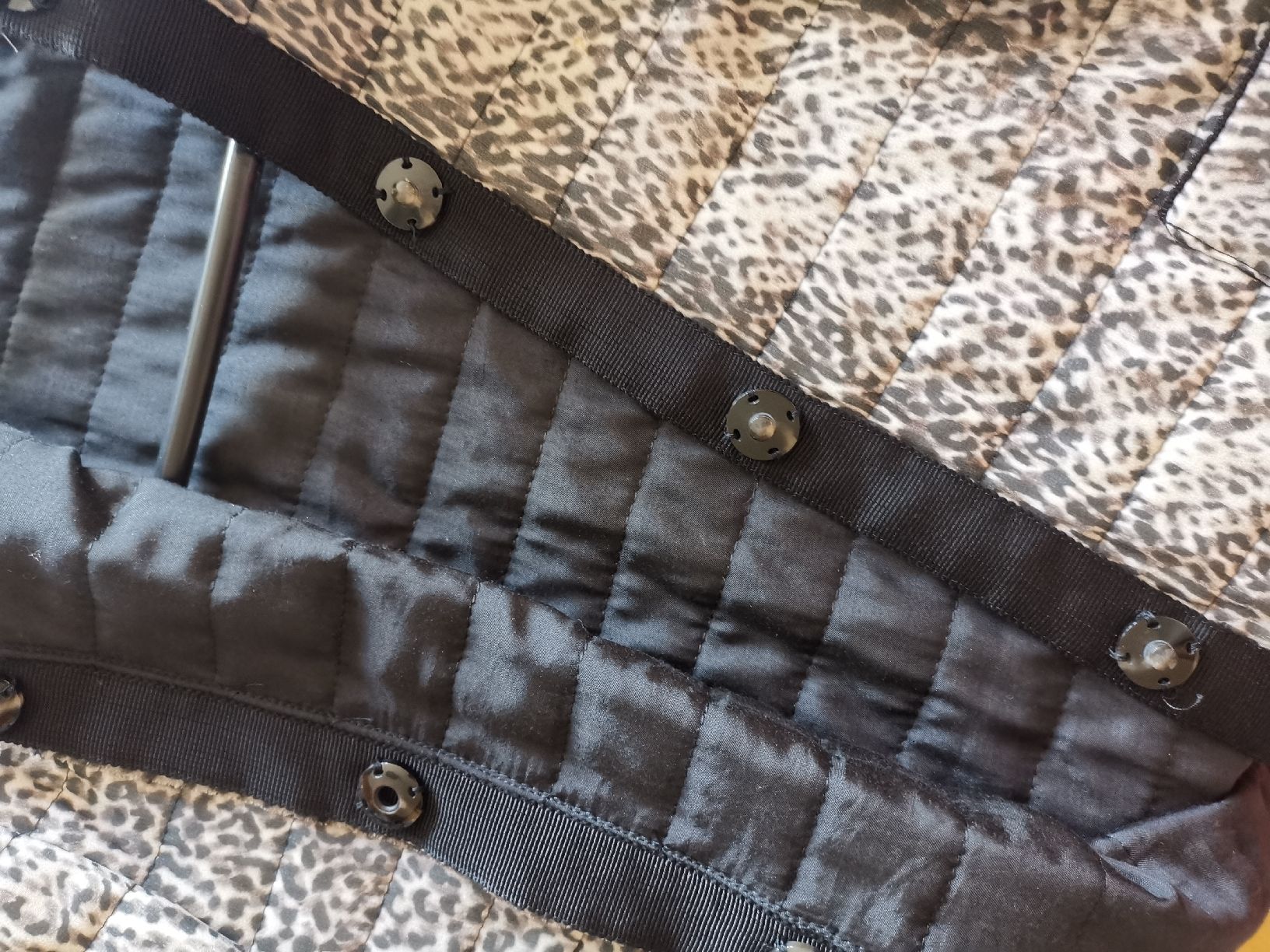 Luisa Cerano Jacken: Seiden Jacke Luisa Cerano, Leoprint – Gebraucht aus Uerikon von pink_flamingo 3