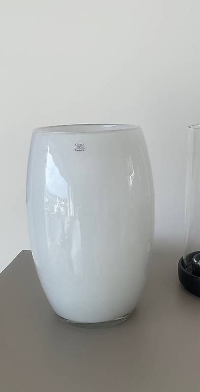 Vasi & Recipienti: Vase aus Glas / Bauholz design – Usato da Richterswil venduto da Wildampfer