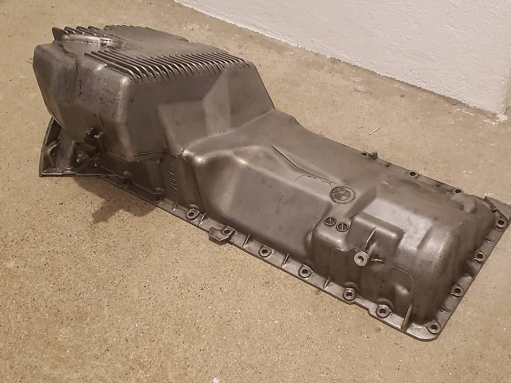 Tutti pezzi di ricambio auto: Carter BMW e36, 6 cylindres – Usato da Broc venduto da augustin.murith 1