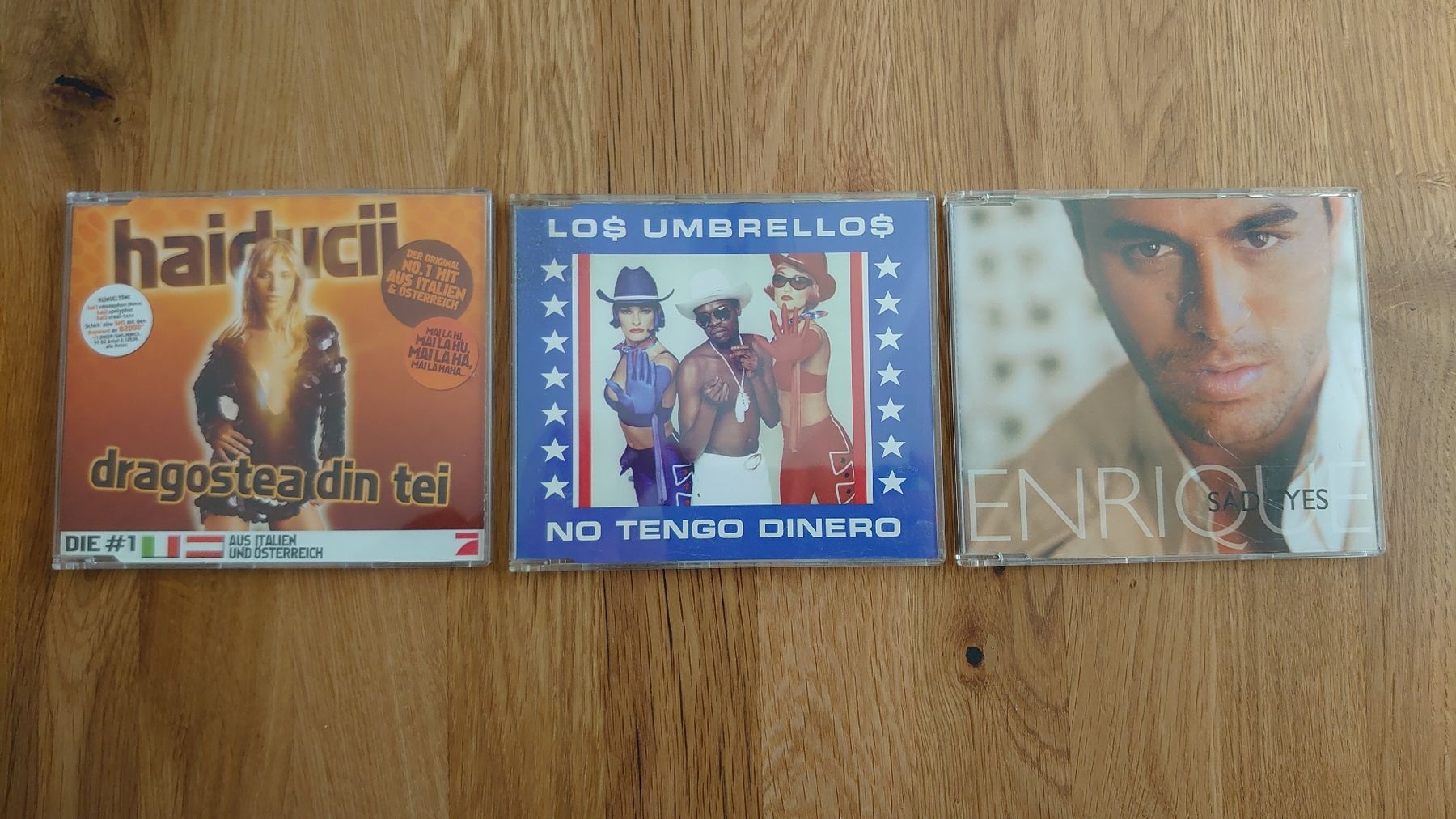 CD: 3 CD-Singles: Enrique, Los Umbrellos, Haiducii – Usato da Pfäffikon SZ venduto da Wild0