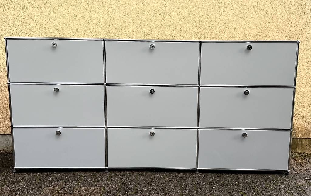 USM Scaffali: USM Haller Sideboard Lichtgrau 3X3 Top Preis – Usato da Dietikon venduto da Kumar_Occasionen