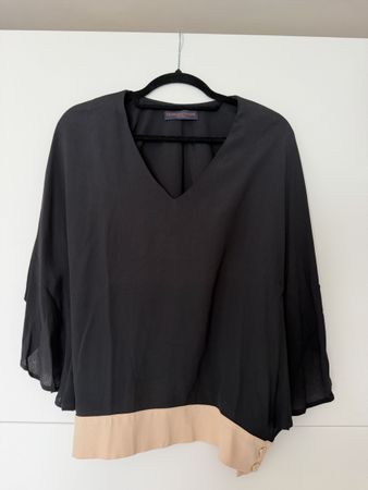 Trussardi Bluse, Gr. 36, Sommerlich leicht, Top Zustand!