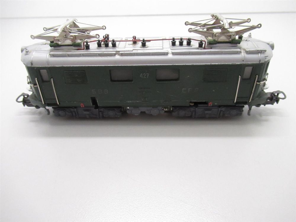 Märklin E-Lok Re 4/4, Ret 800 3014 HO AC im Kanton Bern