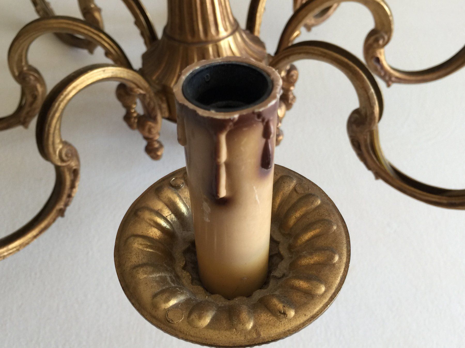 Lampadari & plafoniere: Lustre en bronze 8 branches – Usato da Cossonay-ville venduto da Super-Price-Quality 1
