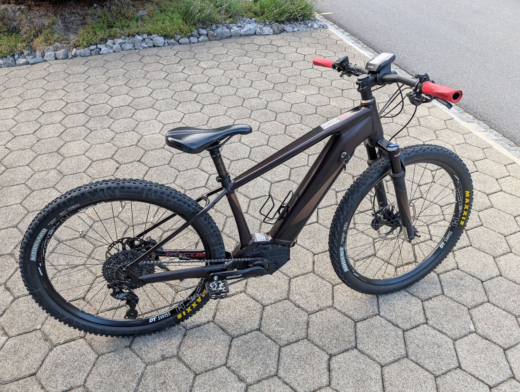 Focus Vélos: FOCUS Jarifa2 Pro Jahrgang 2018 – D'occasion à Unterwasser par Schiwago55