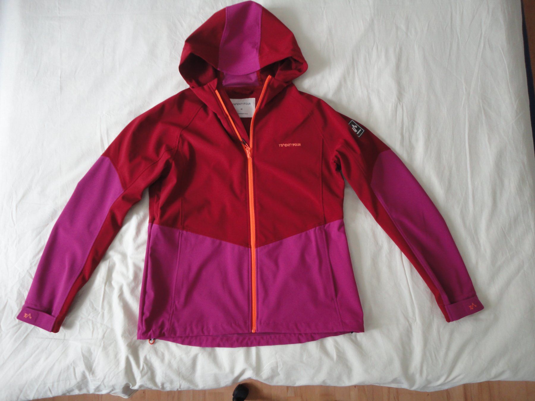 Jacken: Softshelljacke Twentyfour Gr. 42 – Neu (gemäss Beschreibung) aus Strengelbach von Traumgarten