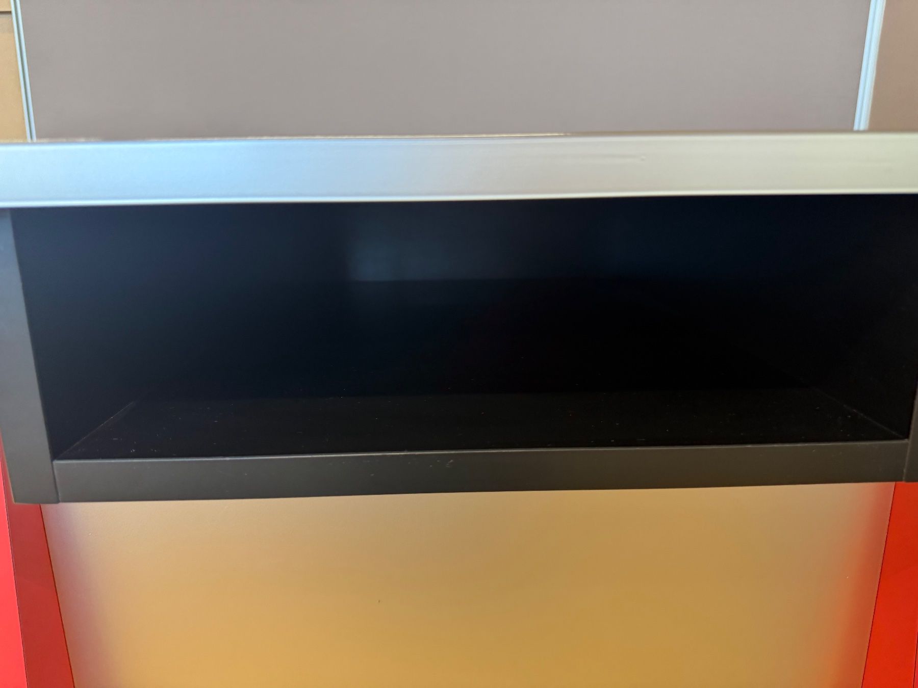 Commodes: Ausstellungsmöbel – D'occasion à Dietlikon par ComdatAG 5