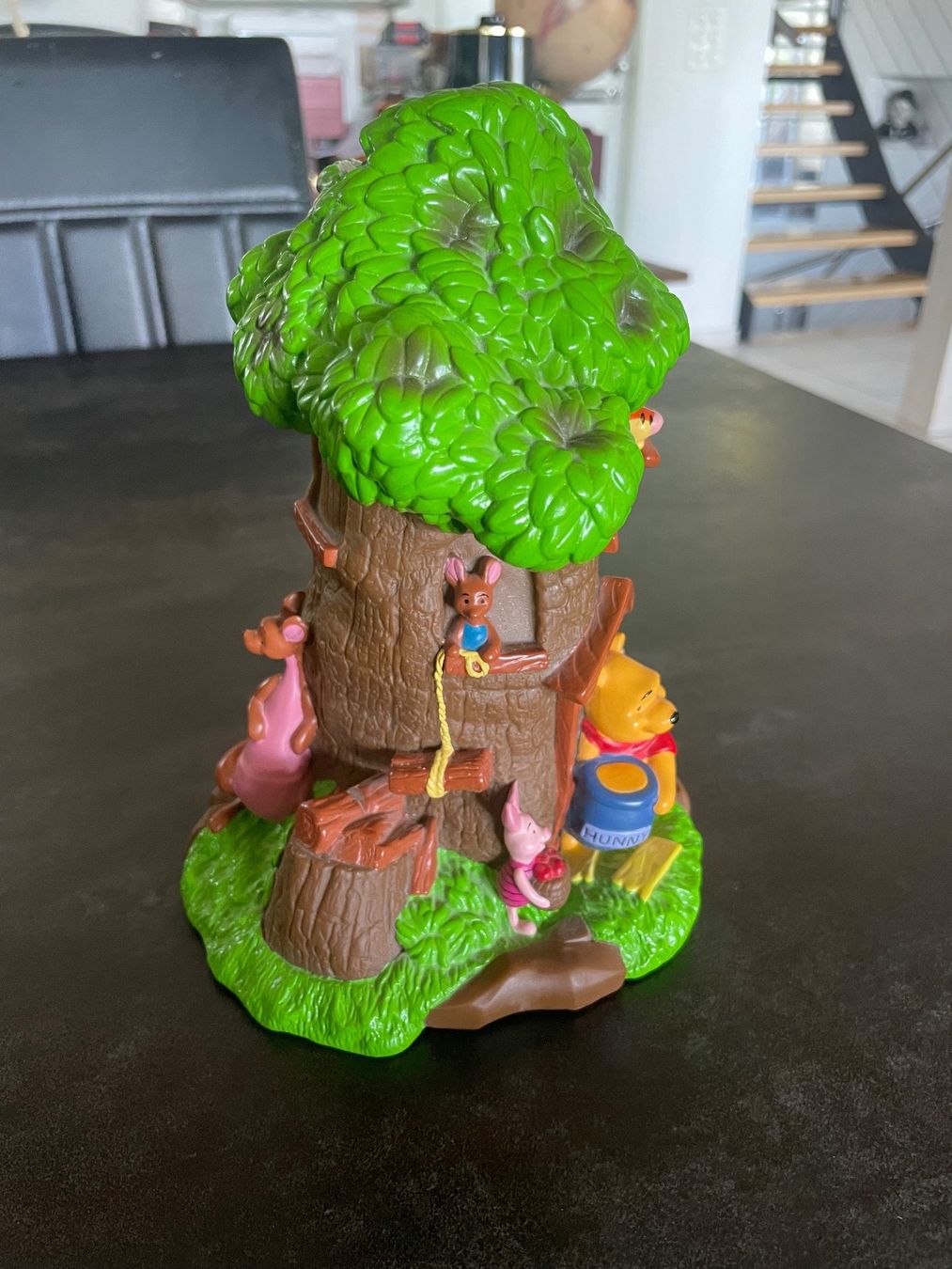 Tirelires: Tirelire Winnie L’ Ourson – D'occasion à Vallamand par Bricbracbroc82 4