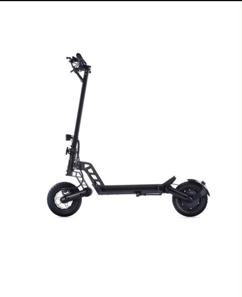 VMAX Kickboard: VMAX R40 Pro e-scooter – D'occasion à Zürich par rotweristes 1