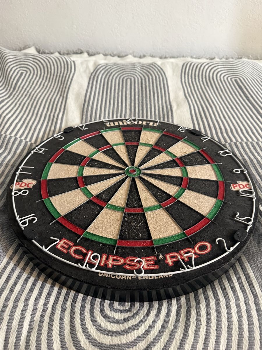 Dart: Gebrauchte Unicorn Eclipse Pro (PDC) Dartscheibe – Gebraucht aus Solothurn von Beni-22 2