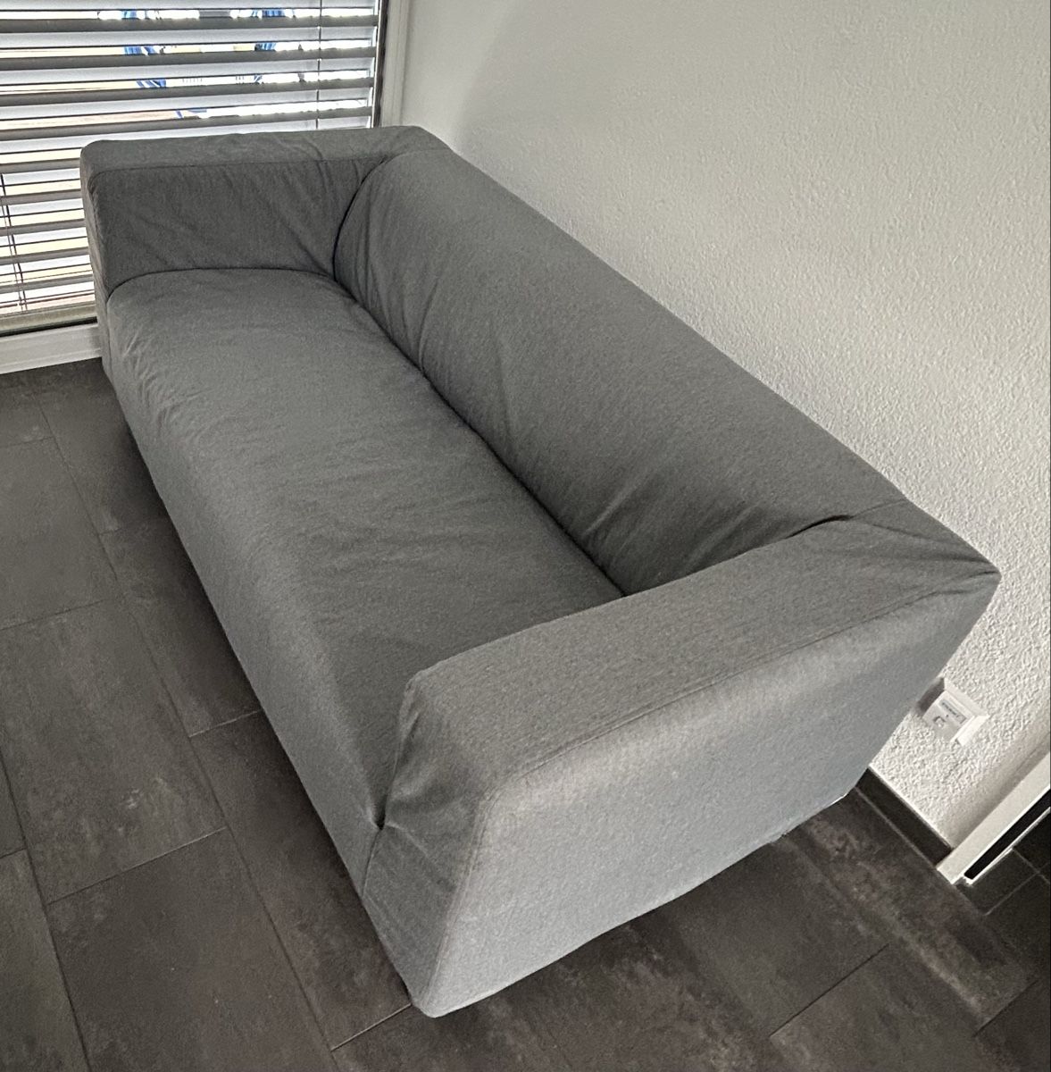 Divani: 2er-Sofa, anthrazit, 178x86cm – Usato da Neukirch (Egnach) venduto da Coco_M94 1