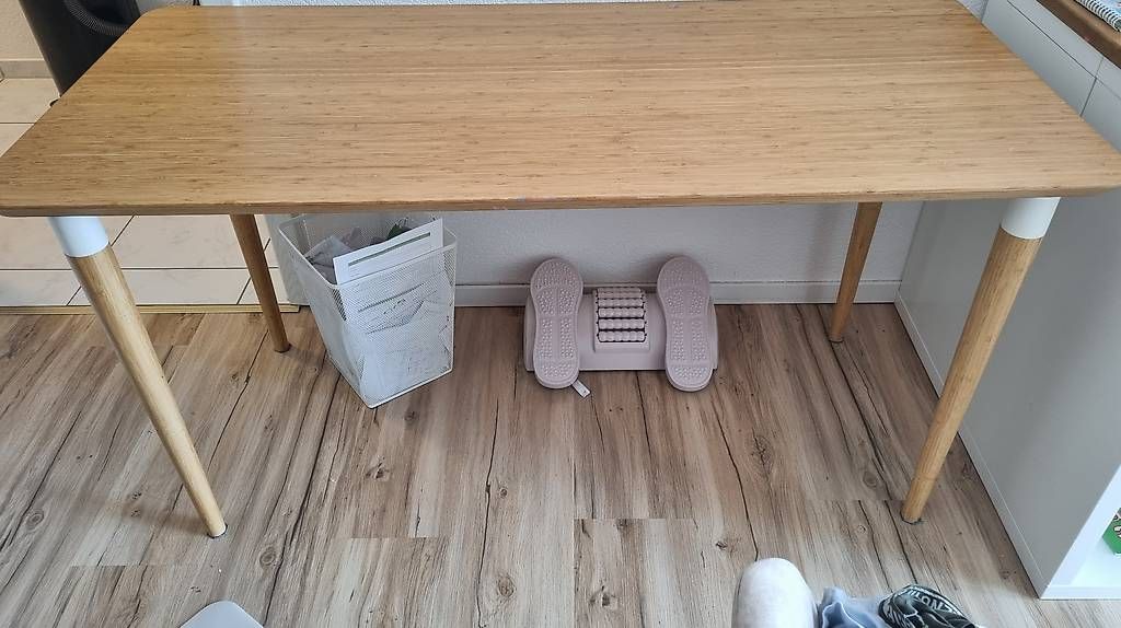Ikea Scrivanie: Ikea Tisch Anfallare / Hilver 140x 65cm – Usato da Oftringen venduto da cingerella 1